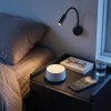 Enceinte à bruit blanc en plastique recyclé RCS Flora